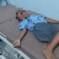 Salah satu siswa yang diduga keracunan dilarikan ke rumah sakit.