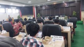 DPRD Tani Merdeka Indonesia Kabupaten Pamekasan saat beraudiensi di kantor DPRD Pamekasan, Selasa (18/11/2025).