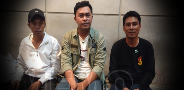 Gerard dari FAM menjelaskan bahwa konferensi pers ini merupakan tindak lanjut dari aksi 20 Oktober lalu yang memprotes ketidakpastian jadwal Pilkades.