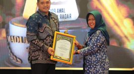 Mantap! Andi Ali Syahbana Raih Anugerah ASN Berprestasi di Madura Award 2025.