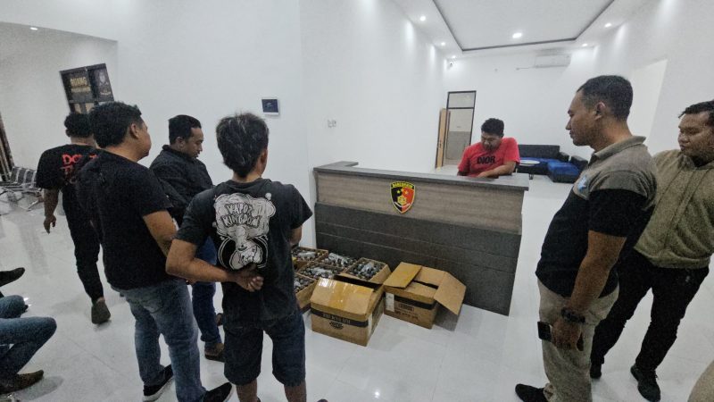 Jelang Ramadhan, Polisi Mulai Bergerak Razia Sejumlah Warung dan Kios, Ratusan Miras Diamankan