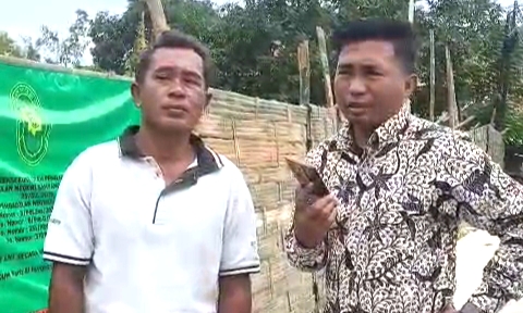 Bapak Asmin (kiri) dan Nadianto (kanan).