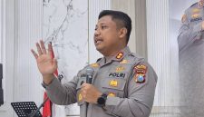 Meski Kapolres Pamekasan AKBP Hendra Eko Triyulianto telah mengingatkan keras masyarakat agar tidak menerbangkan balon udara api. (Dok: Foto/Media Jatim).