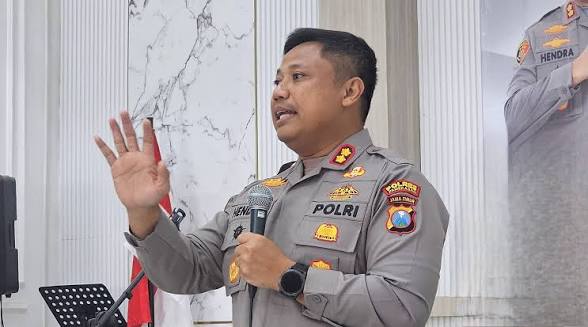 Meski Kapolres Pamekasan AKBP Hendra Eko Triyulianto telah mengingatkan keras masyarakat agar tidak menerbangkan balon udara api. (Dok: Foto/Media Jatim).