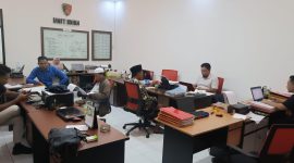 Empat pelapor saat diperiksa Polisi.