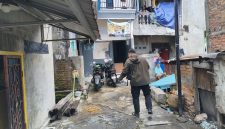 Polisi saat olah TKP (Foto: Jatimnet/Madura hari ini).