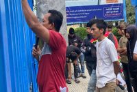 Aktivis Pamekasan Desak Periksa Dugaan TPPU dan Pengurusan Pita Cukai Rokok HJS Mild PR Subur Jaya 