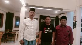 Baju putih adalah dan baju merah adalah utusan DPP Persatuan Antar Alumni Dan Simpatisan. Tengah baju hitam adalah pengacara dari pihak korban.