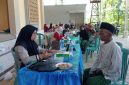 Remaja Masjid Nurul Iman Pamekasan Gelar Bakti Sosial dan Tebar Daging Kurban.