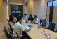 Satreskrim Polres Pamekasan Diskusi dan Sosialisasi KUHP dan KUHAP Baru Bersama Penyidik PNS.