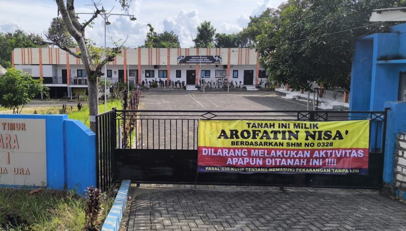 SMK Kesehatan Pamekasan Disegel,  Diduga Terjual ke Pengusaha Rokok Ilegal.