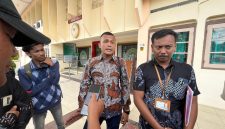 Merasa Difitnah Jadi Ikut Tergugat, Pria di Pamekasan Siap Bongkar Fakta soal Plang Lelang.