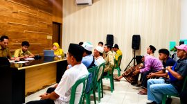 Tak Kunjung Jelas, Masyarakat Datangi Kantor Dinas PUPR Pamekasan Kasus Jalan Tlagah-Bulangan Barat.