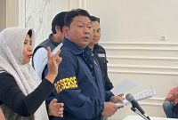 Kasatreskrim Polres Pamekasan AKP Yoyok Hardianto bersama Kasi Humas Polres Pamekasan IPDA Yoni Evan.