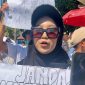 Pendemo Minta Bupati Pamekasan Perhatikan Janda Pengangguran, Relawan : MBG Harus Tetap Lanjut.