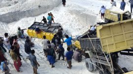 Di Jurang Galian C Ilegal Lesong Daya Pamekasan, Dump Truk Alami Kecelakaan, Ini Kata Polisi.