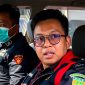 Hasil tangkapan layar saat petugas Kejari Pamekasan berada dalam mobil usai geledah kantor dinas PUPR Pamekasan.