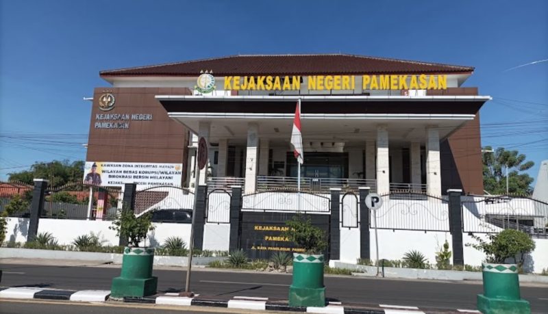 Kantor Kejari Pamekasan.