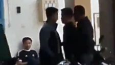 Tangkapan layar video detik-detik saat penangkapan.