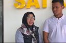 Tangis Sang Ibu Pecah di Polres Pamekasan, Minta Oknum yang Diduga Menuduh Anaknya LGBT Diproses Hukum.