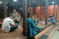 Polres Pamekasan saat terjun ke lokasi.